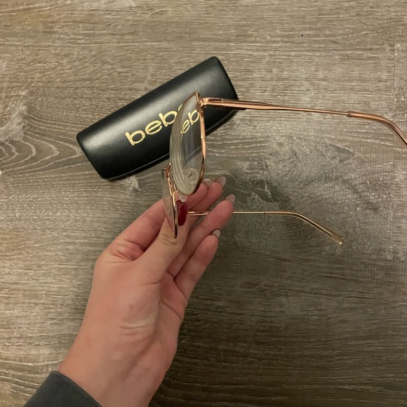 Glasses - Picture 2 of 2